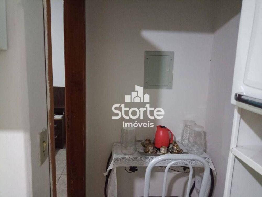 Casa, 2 quartos, 200 m² - Foto 2