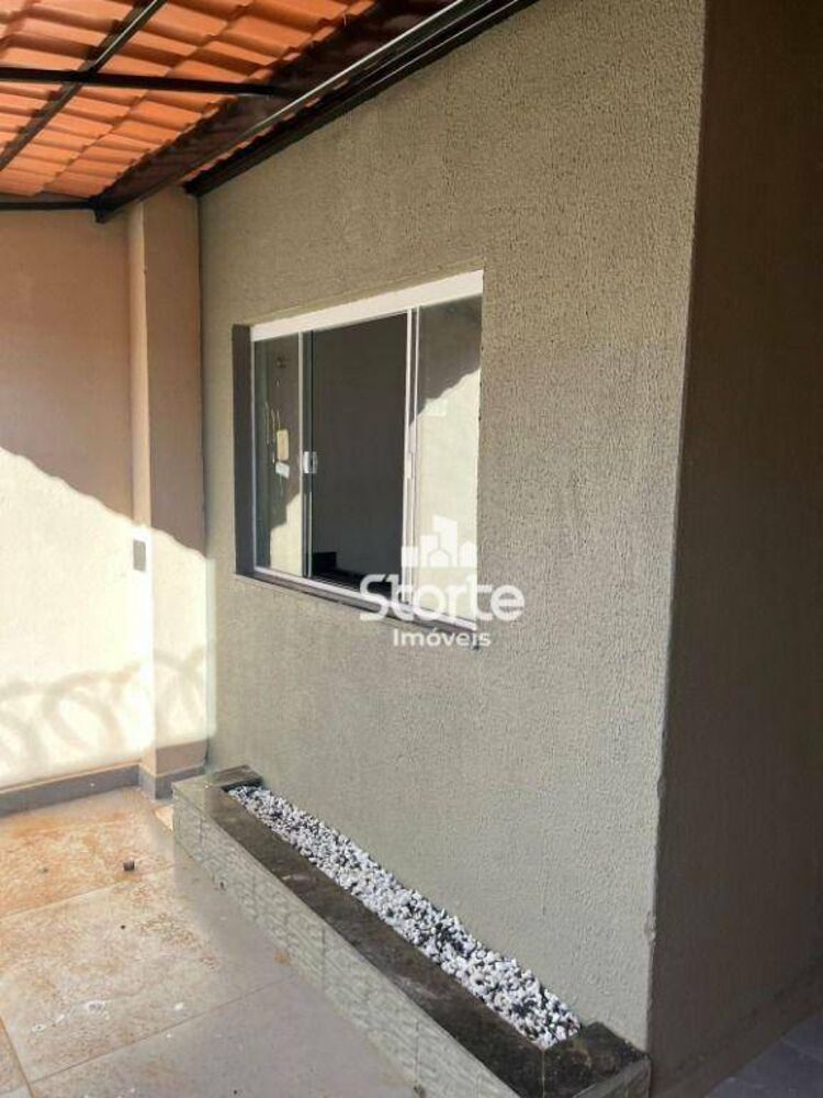 Casa, 2 quartos, 77 m² - Foto 1