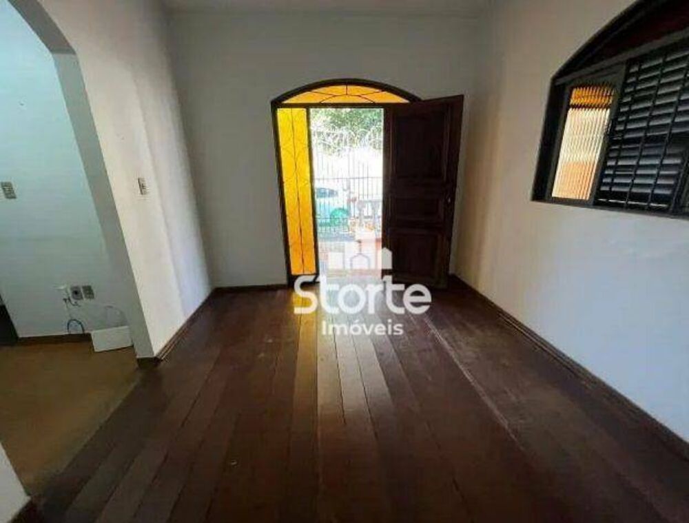 Casa, 5 quartos, 300 m² - Foto 4