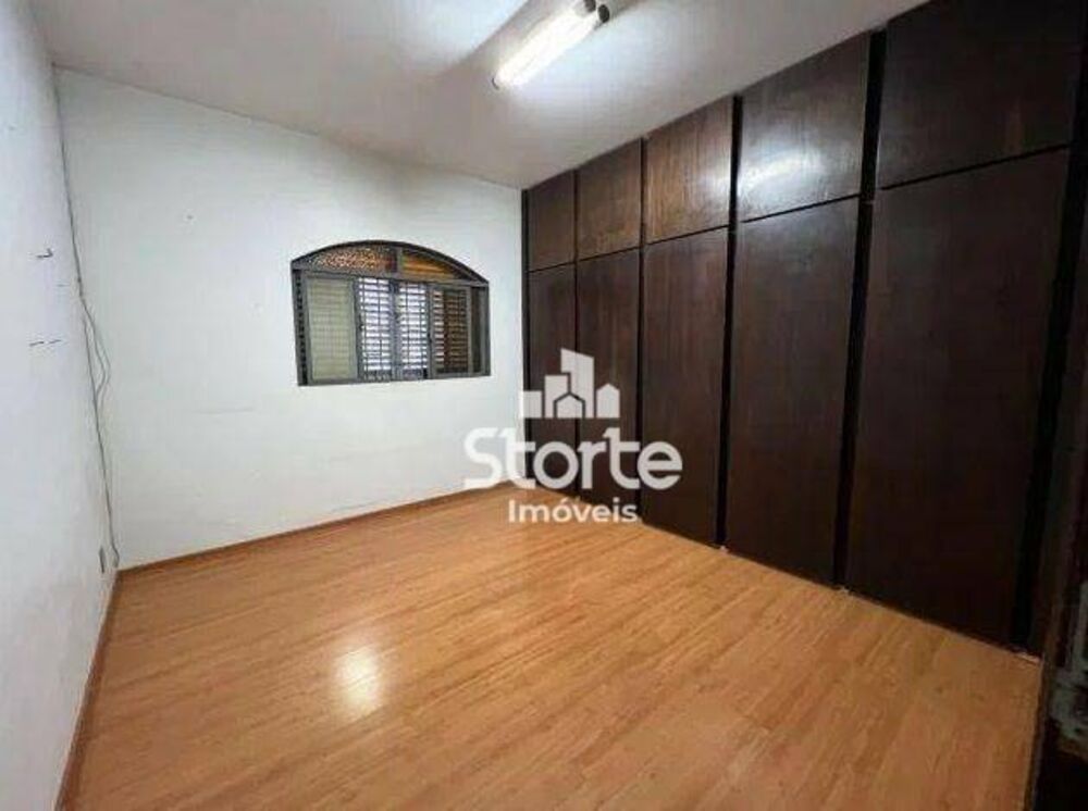 Casa, 5 quartos, 300 m² - Foto 3