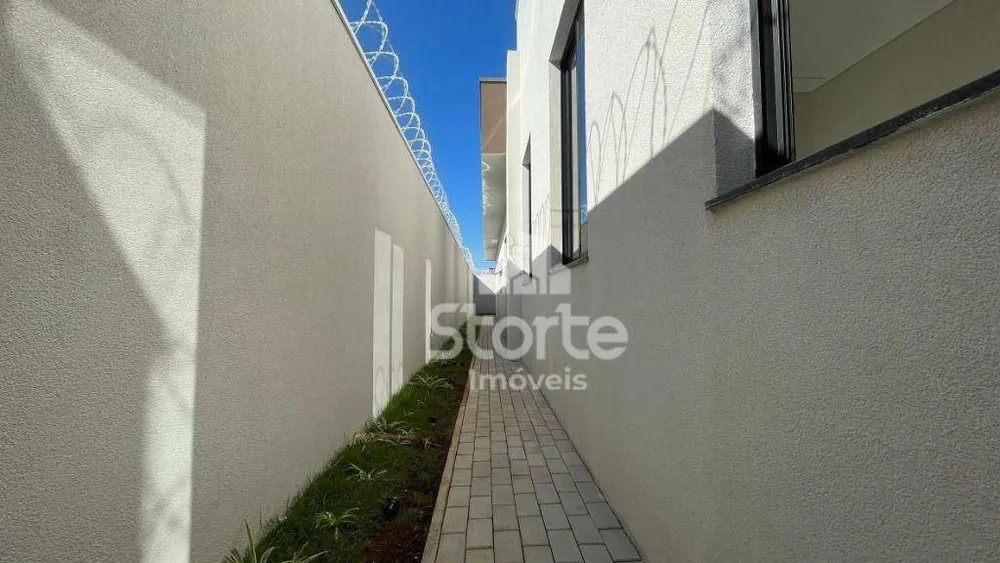 Casa, 4 quartos, 231 m² - Foto 4