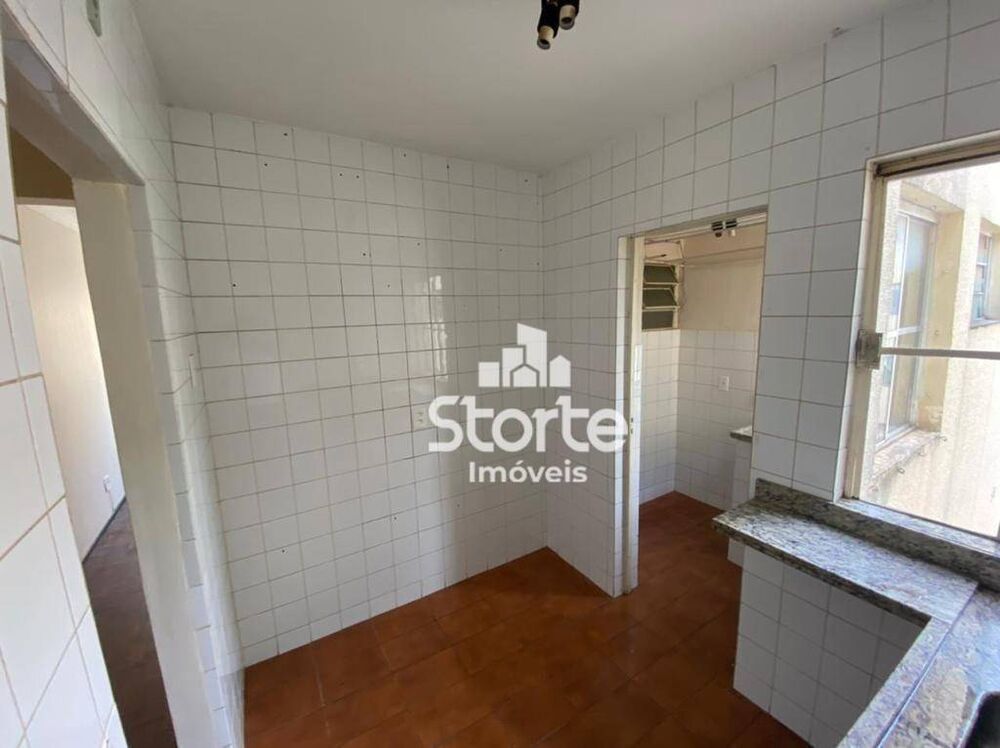 Apartamento à venda com 3 quartos, 61m² - Foto 2