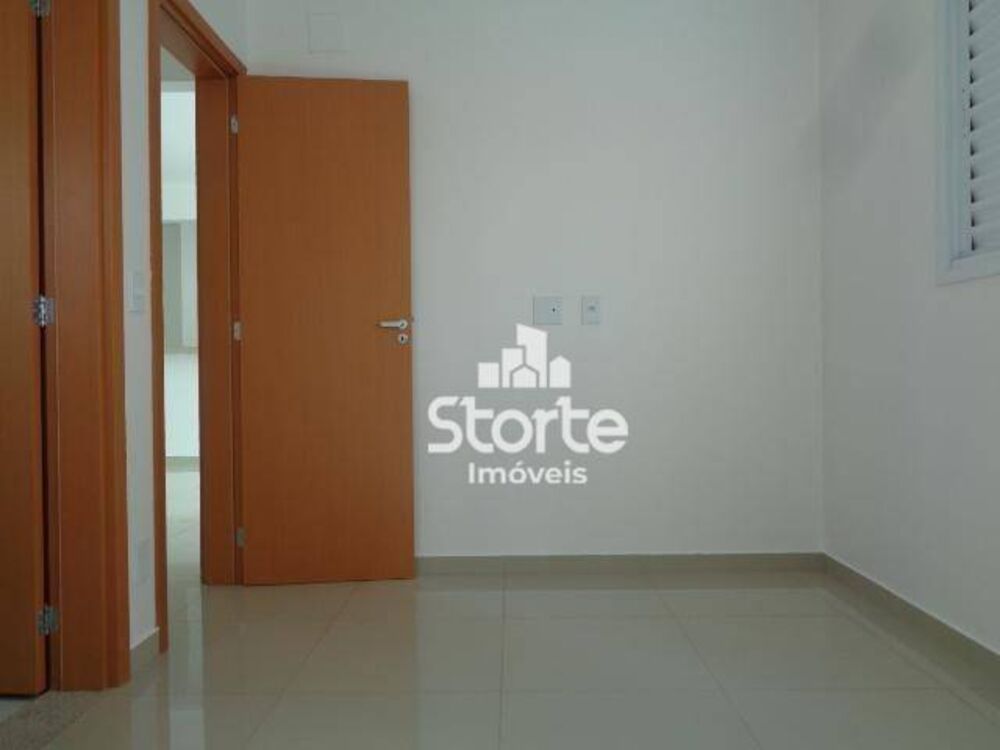 Apartamento à venda com 2 quartos, 66m² - Foto 7