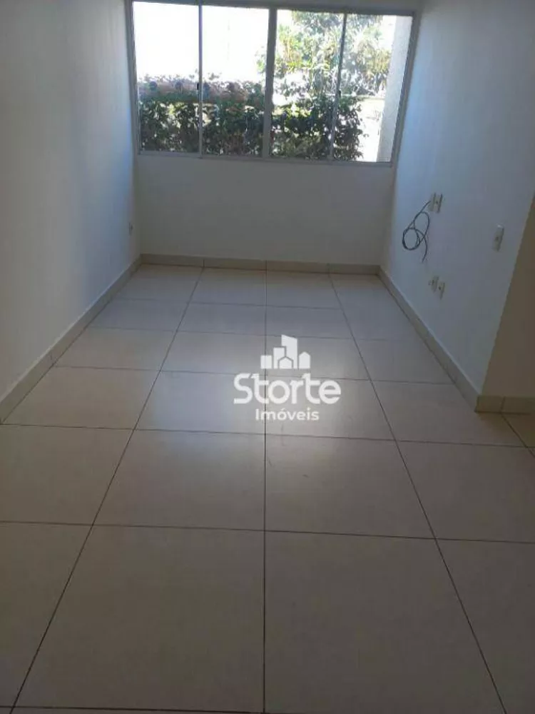 Apartamento à venda com 2 quartos, 58m² - Foto 4