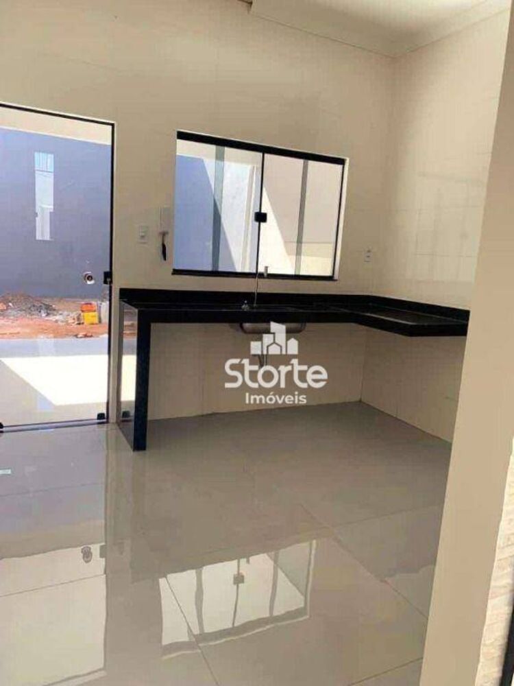 Casa, 3 quartos, 142 m² - Foto 2
