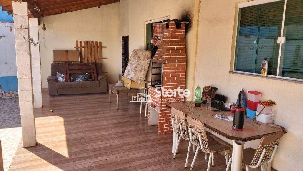 Casa, 3 quartos, 196 m² - Foto 3
