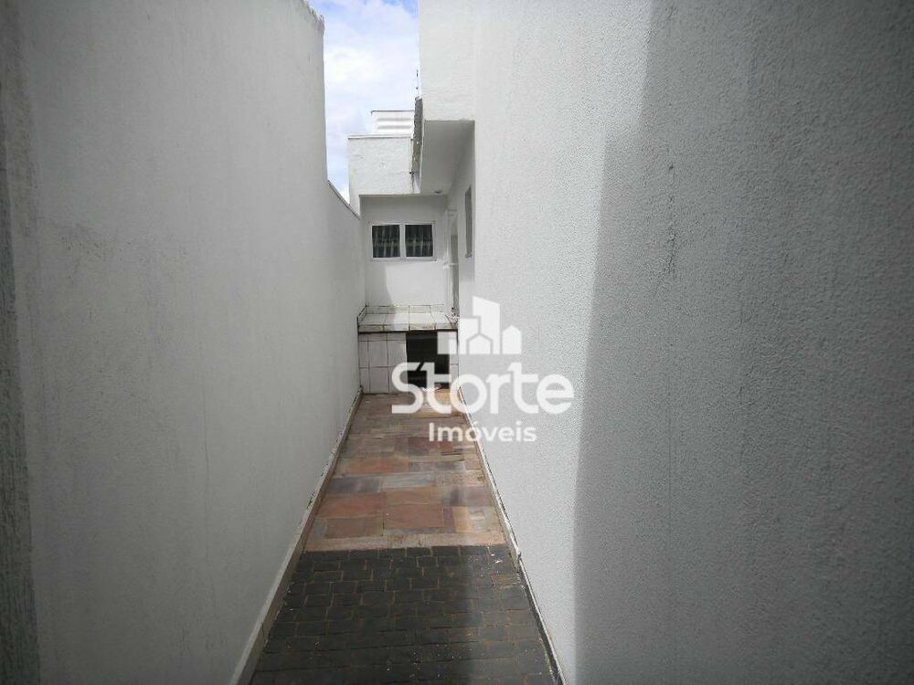 Casa, 4 quartos, 288 m² - Foto 8