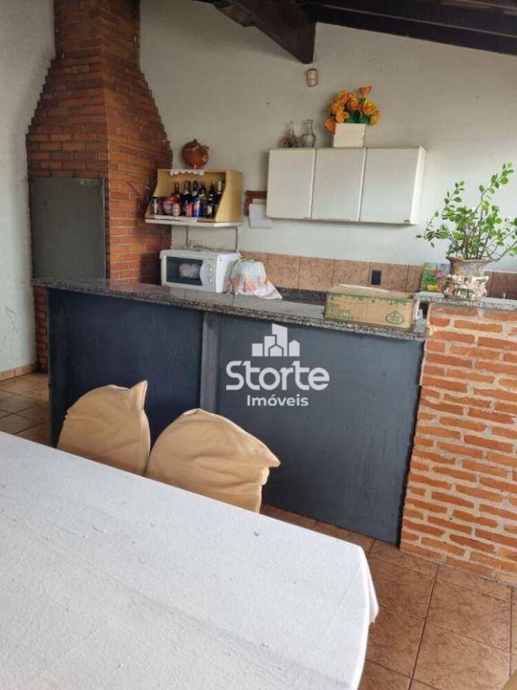 Casa, 3 quartos, 220 m² - Foto 3