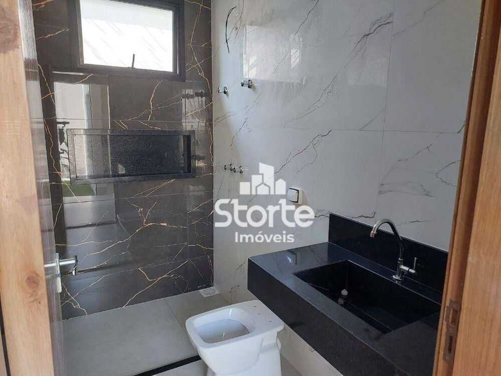 Casa, 3 quartos, 147 m² - Foto 1