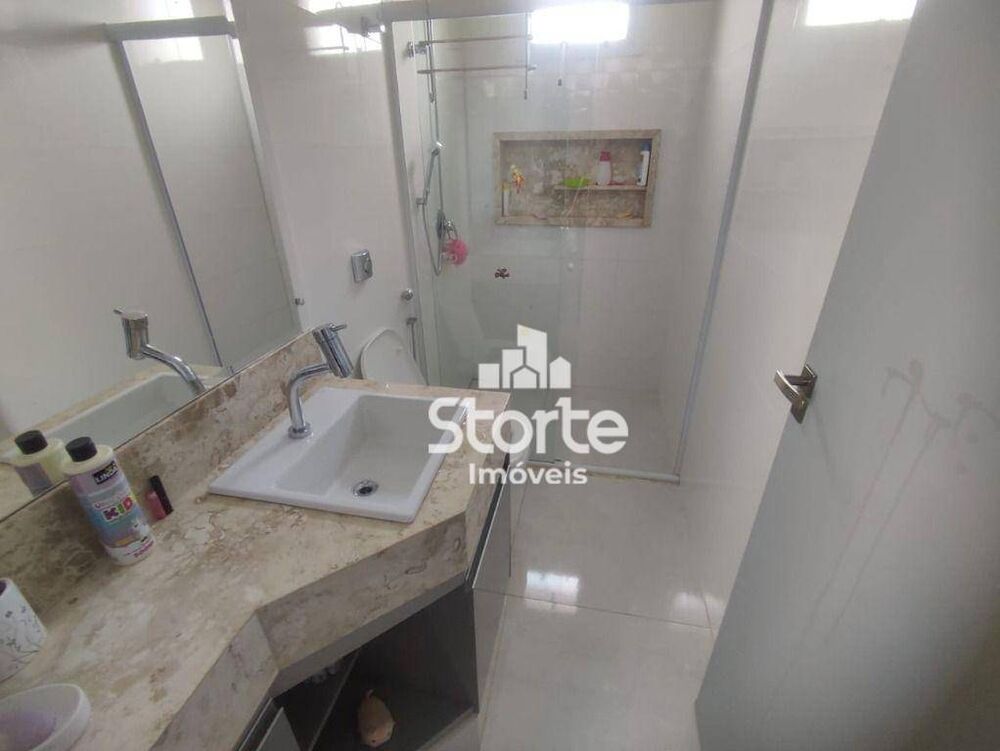 Cobertura, 3 quartos, 227 m² - Foto 3