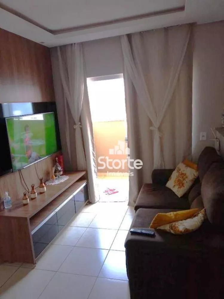 Apartamento à venda com 2 quartos, 50m² - Foto 2