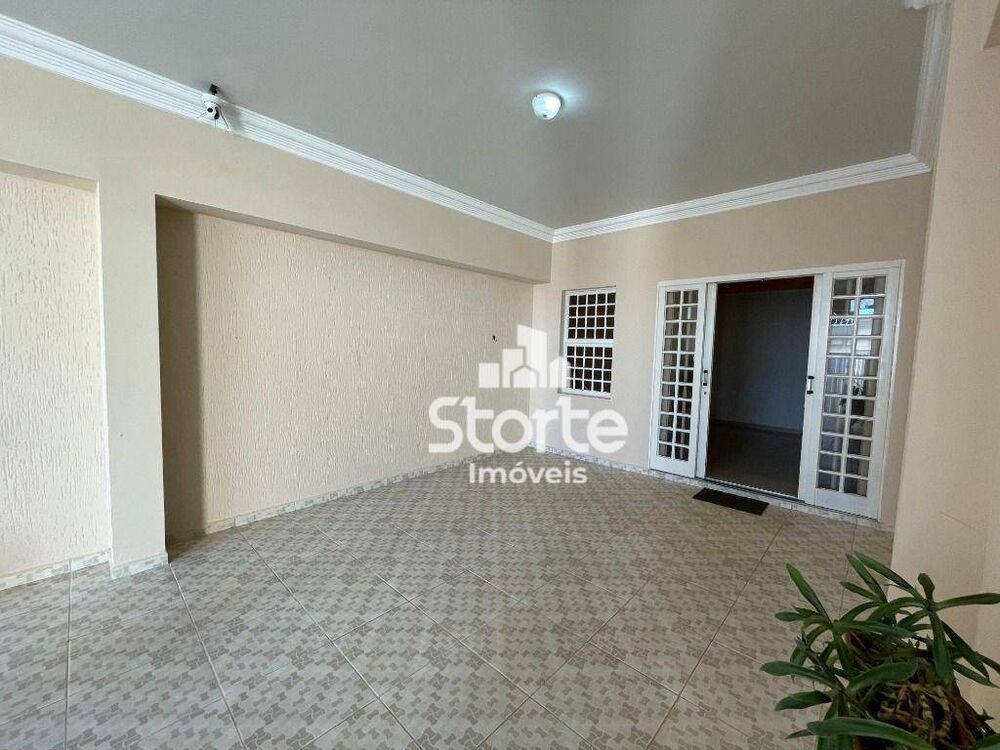 Casa, 3 quartos, 270 m² - Foto 9