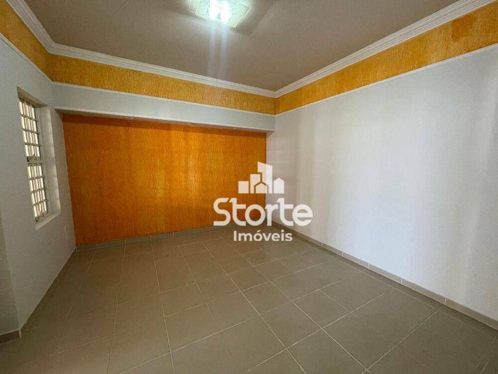 Casa, 3 quartos, 270 m² - Foto 8