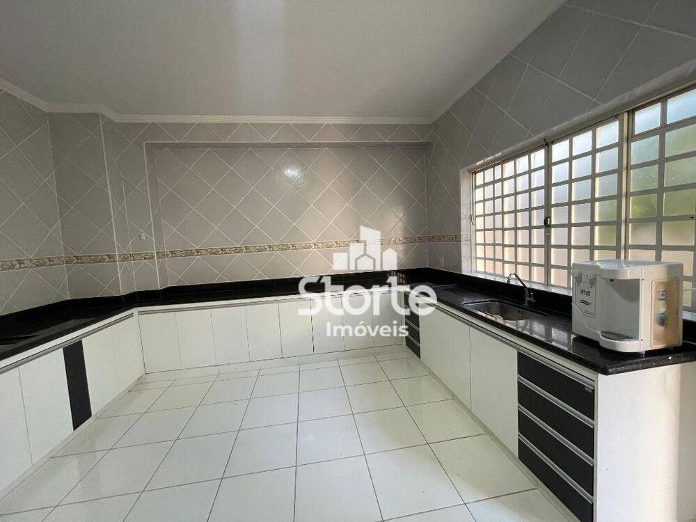 Casa, 3 quartos, 270 m² - Foto 5
