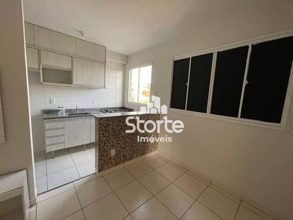 Apartamento à venda com 2 quartos, 45m² - Foto 1