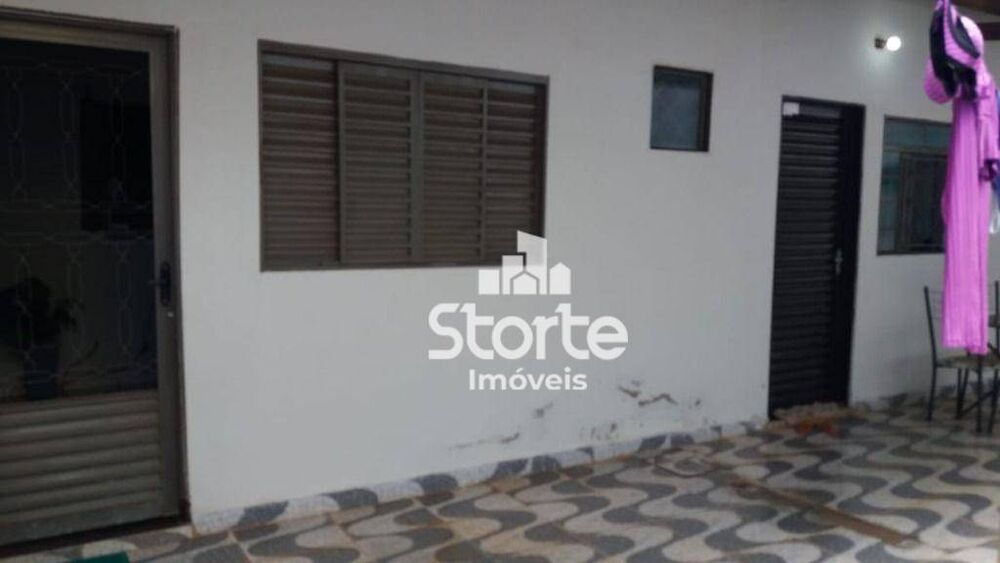 Casa à venda com 4 quartos, 211m² - Foto 5