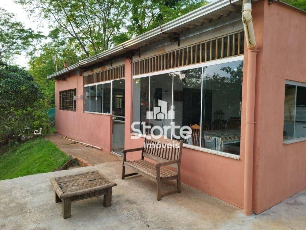 Chácara, 4 quartos, 4580 m² - Foto 1