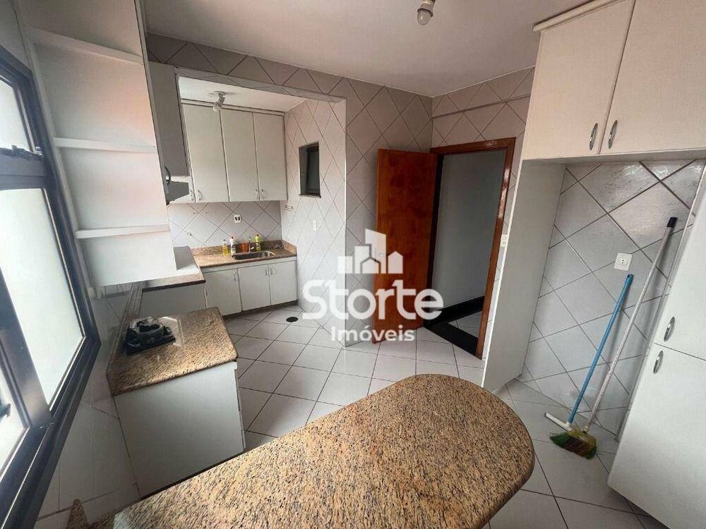 Cobertura, 4 quartos, 296 m² - Foto 2