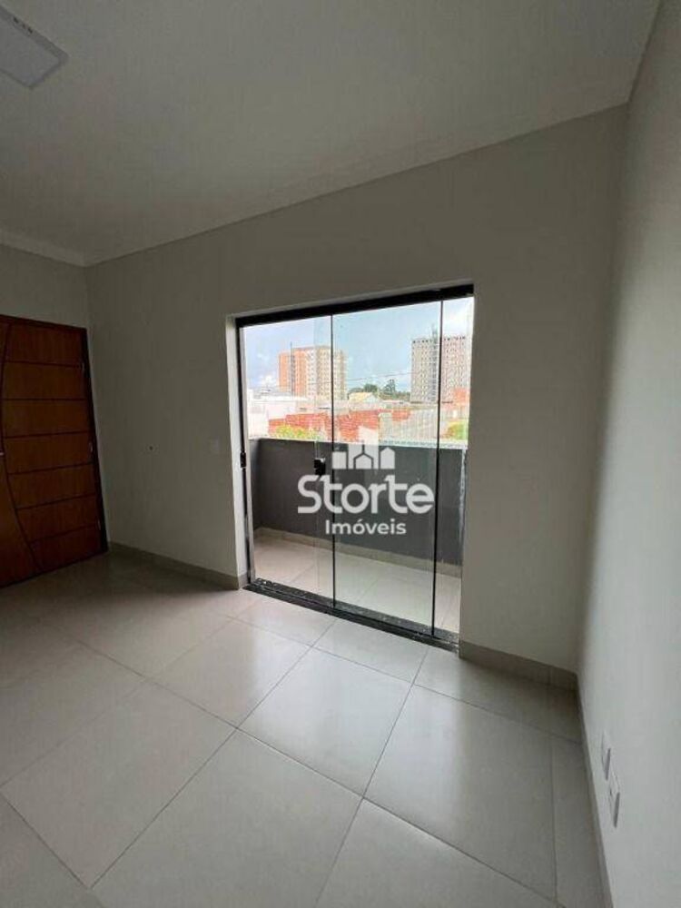 Apartamento, 3 quartos, 75 m² - Foto 4