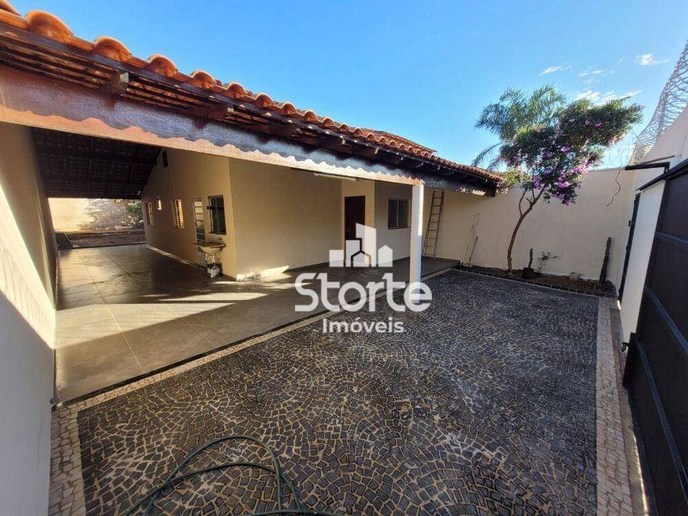 Casa, 3 quartos, 150 m² - Foto 1