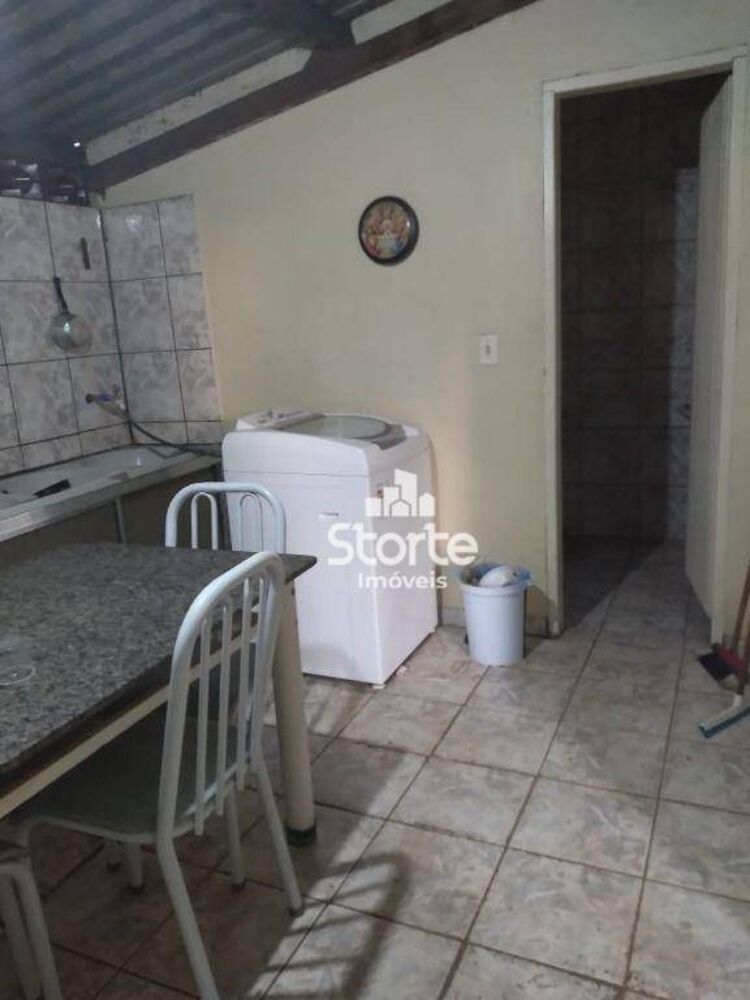 Casa, 5 quartos, 120 m² - Foto 4