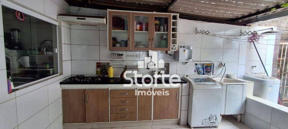 Casa à venda com 5 quartos, 240M2 - Foto 6