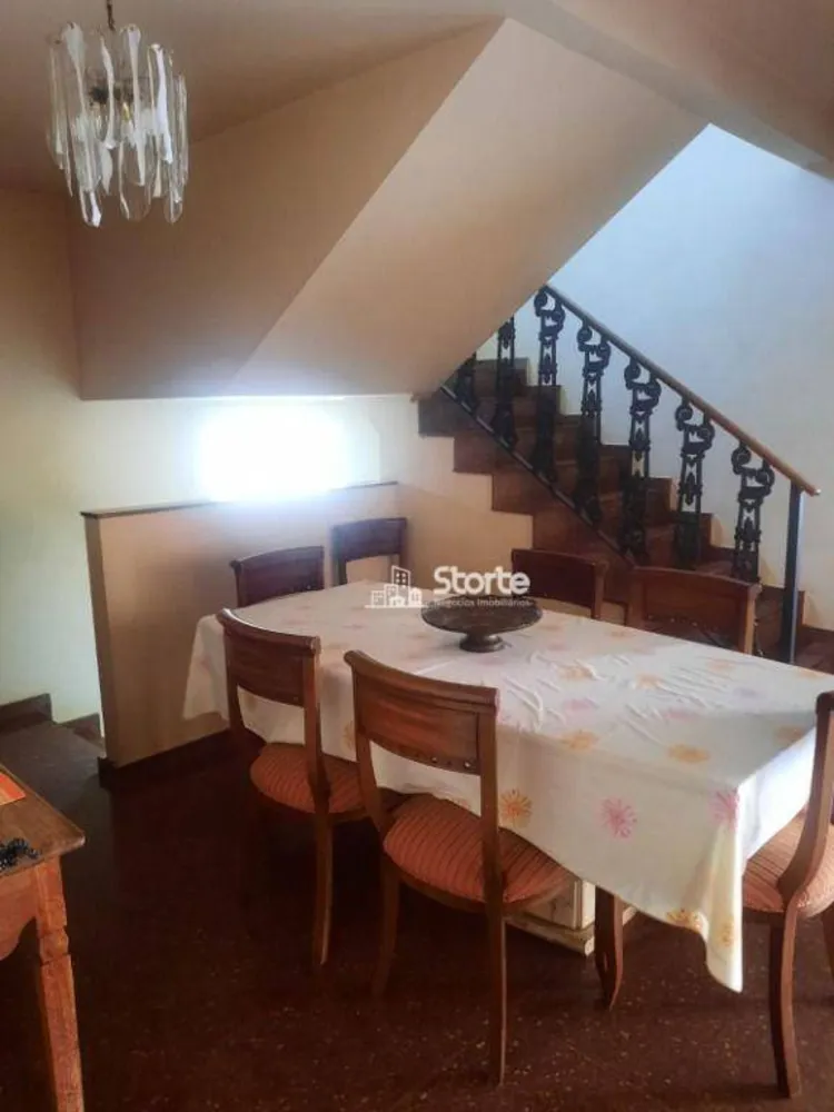 Casa, 3 quartos, 360 m² - Foto 1