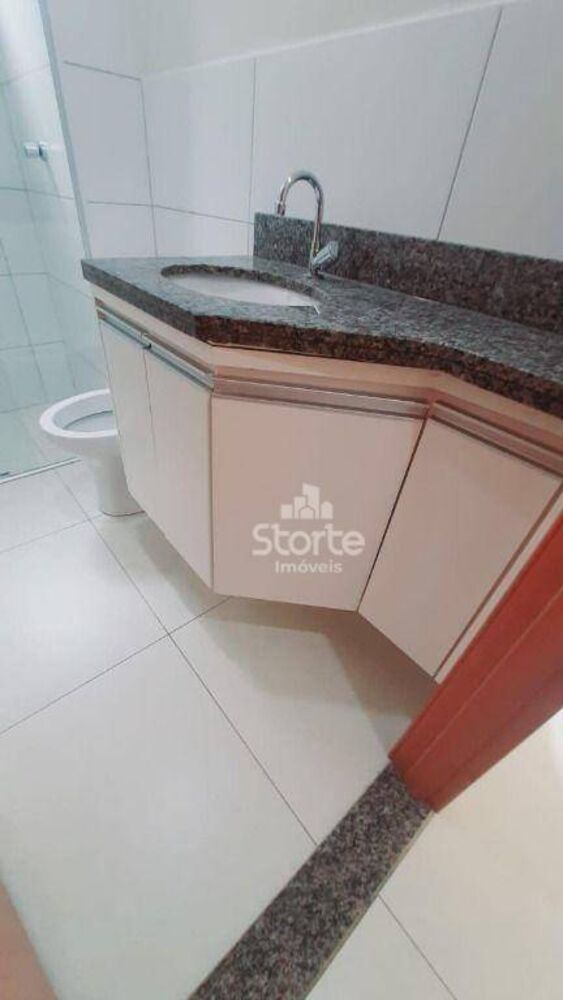 Apartamento à venda com 2 quartos, 70m² - Foto 8