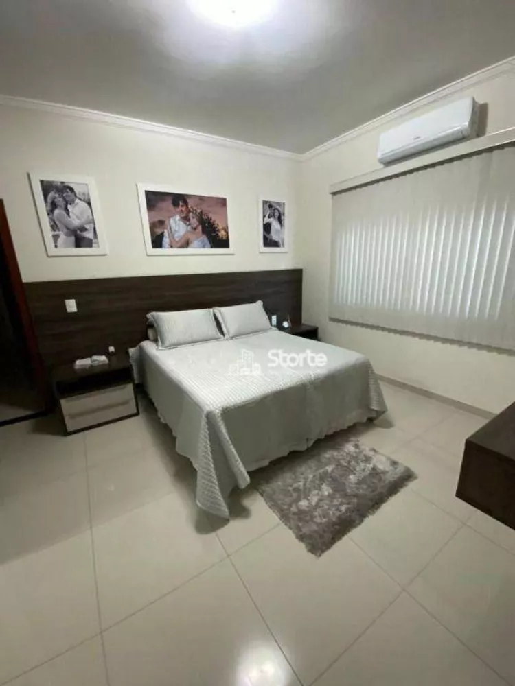 Casa, 3 quartos, 200 m² - Foto 10