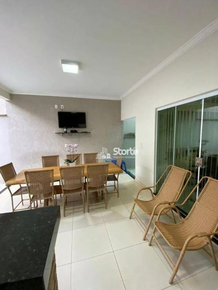 Casa, 3 quartos, 200 m² - Foto 25