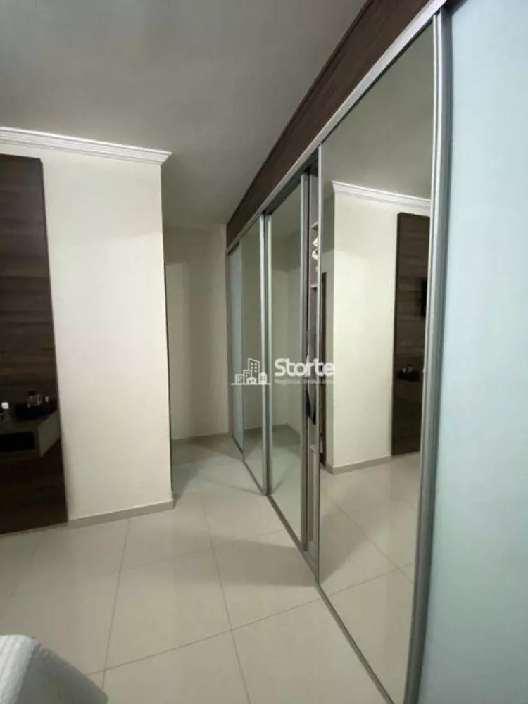 Casa, 3 quartos, 200 m² - Foto 12