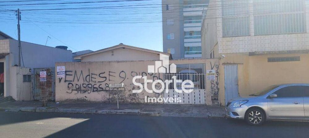 Casa, 7 quartos, 128 m² - Foto 1
