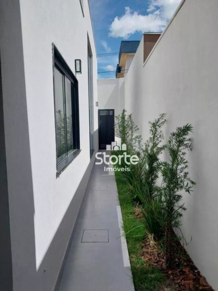 Casa à venda com 3 quartos, 175m² - Foto 18