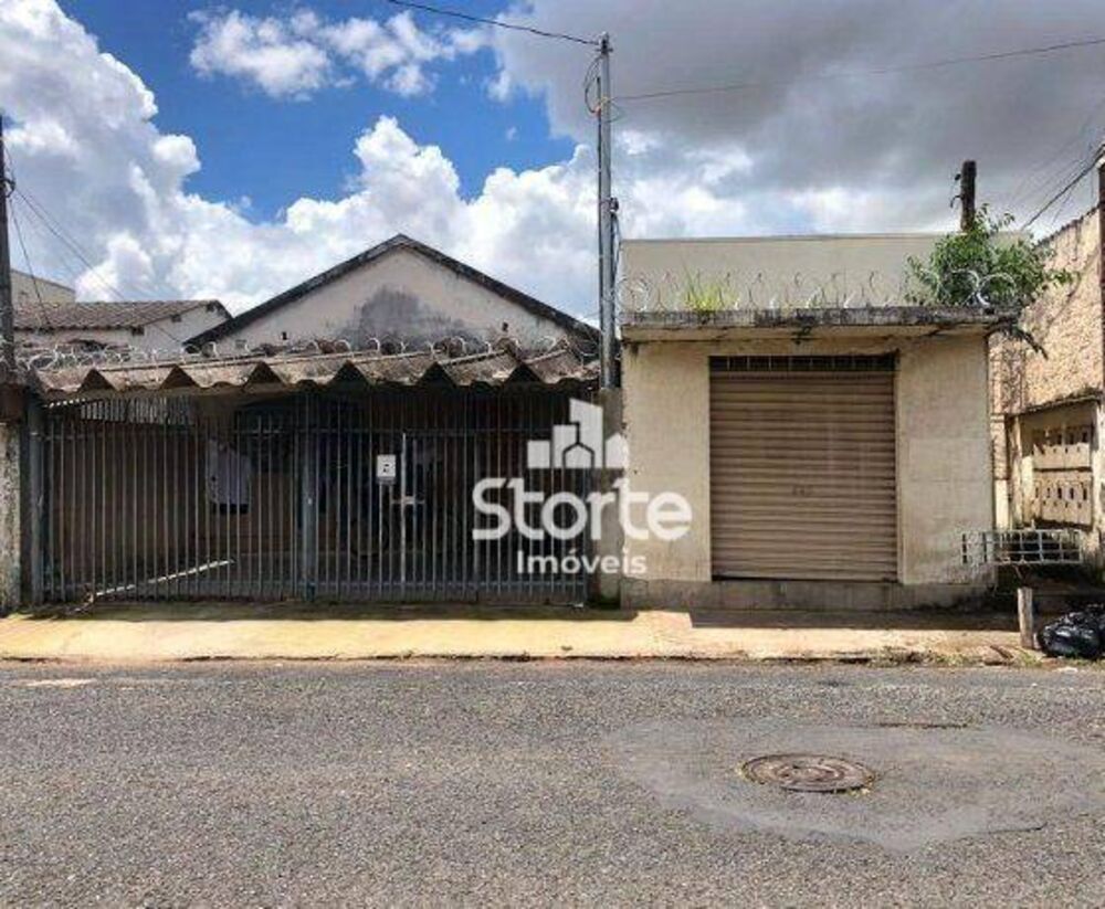 Casa, 3 quartos, 500 m² - Foto 1