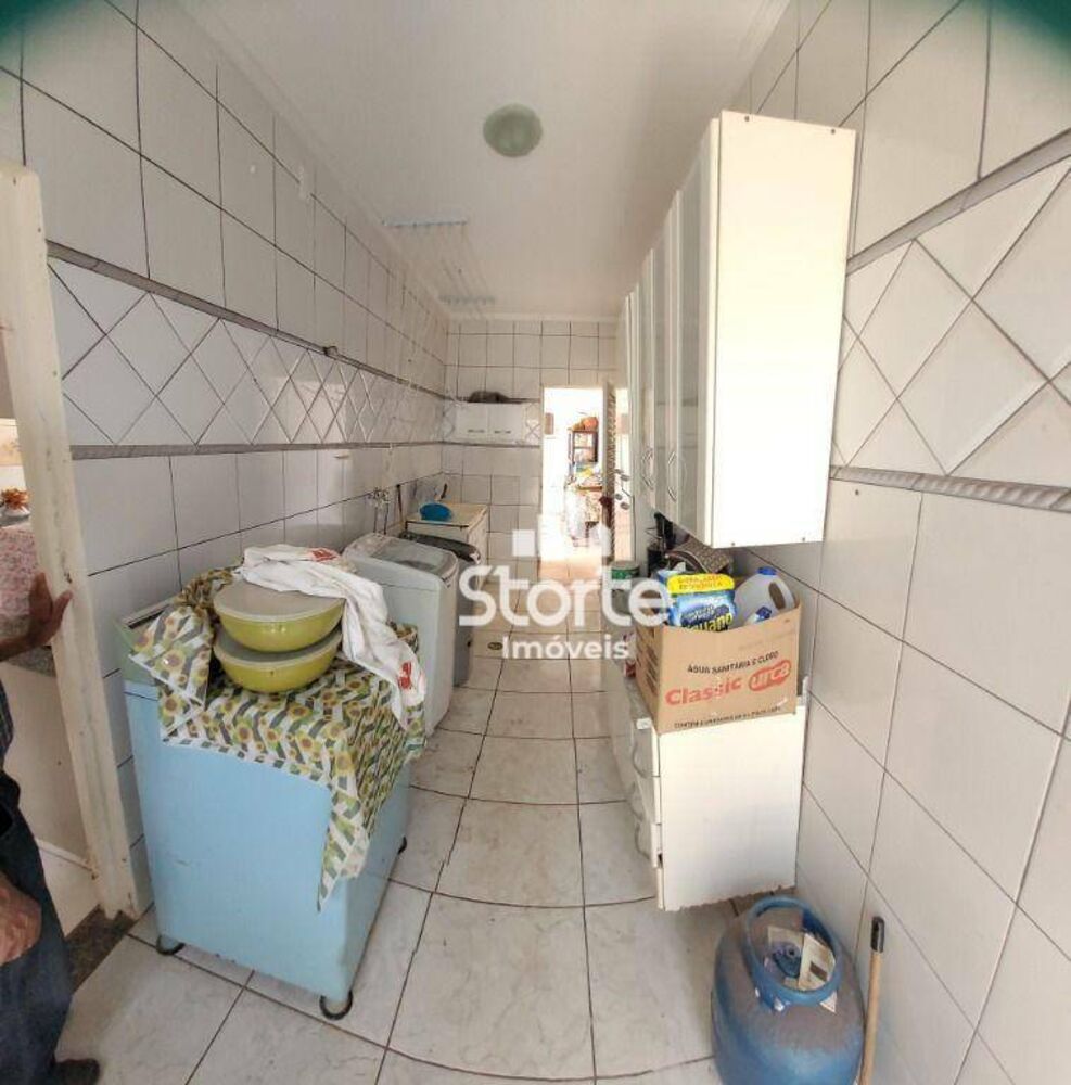 Casa, 5 quartos, 230 m² - Foto 6