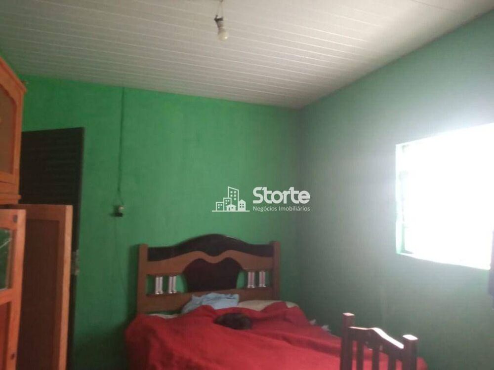 Casa, 3 quartos, 211 m² - Foto 2