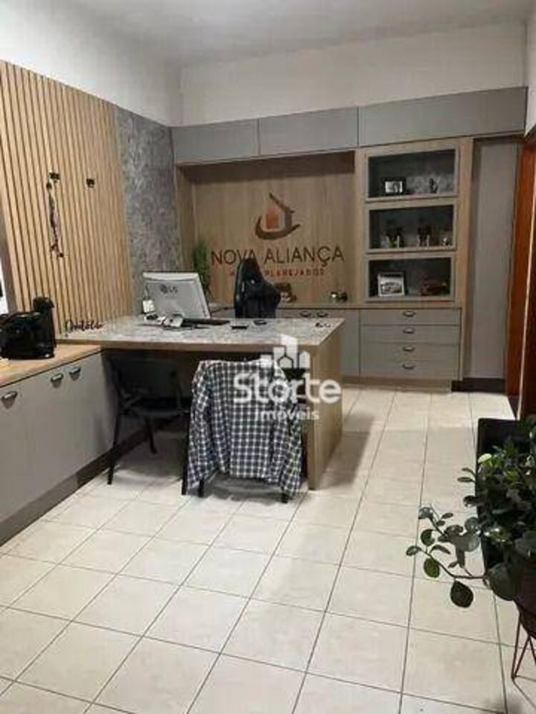 Loja-Salão, 321 m² - Foto 1