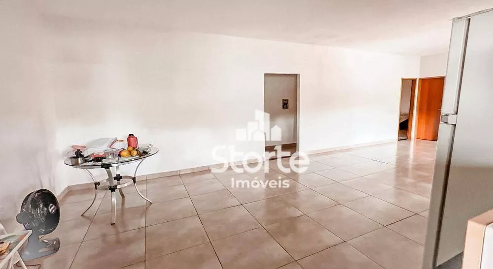 Chácara, 3 quartos, 1230 m² - Foto 8