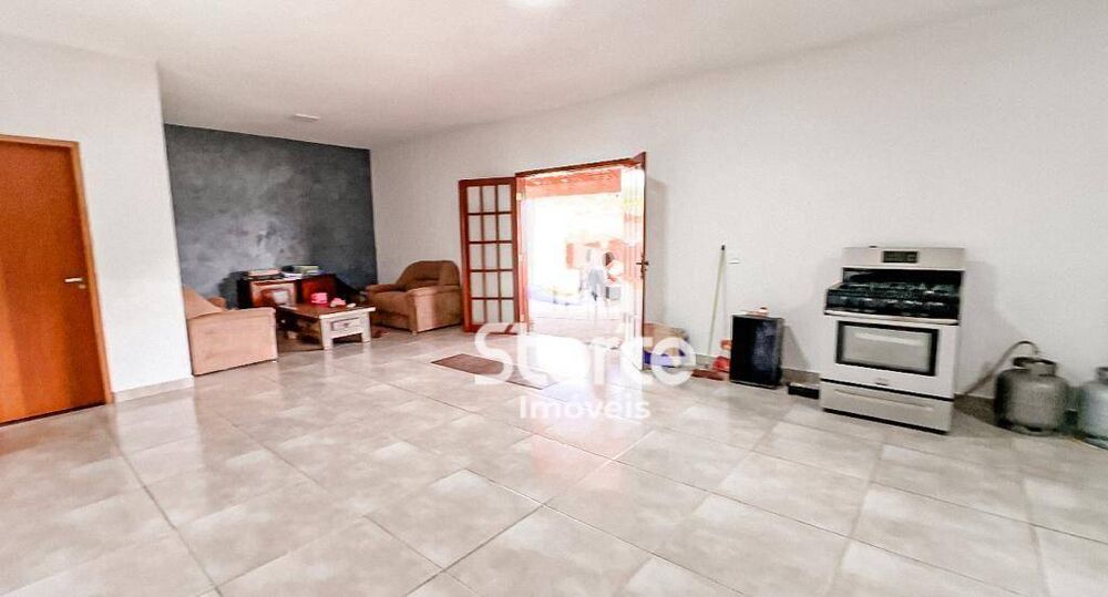 Chácara, 3 quartos, 1230 m² - Foto 3