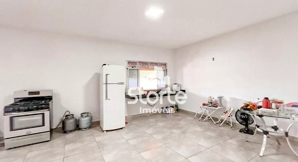 Chácara, 3 quartos, 1230 m² - Foto 5