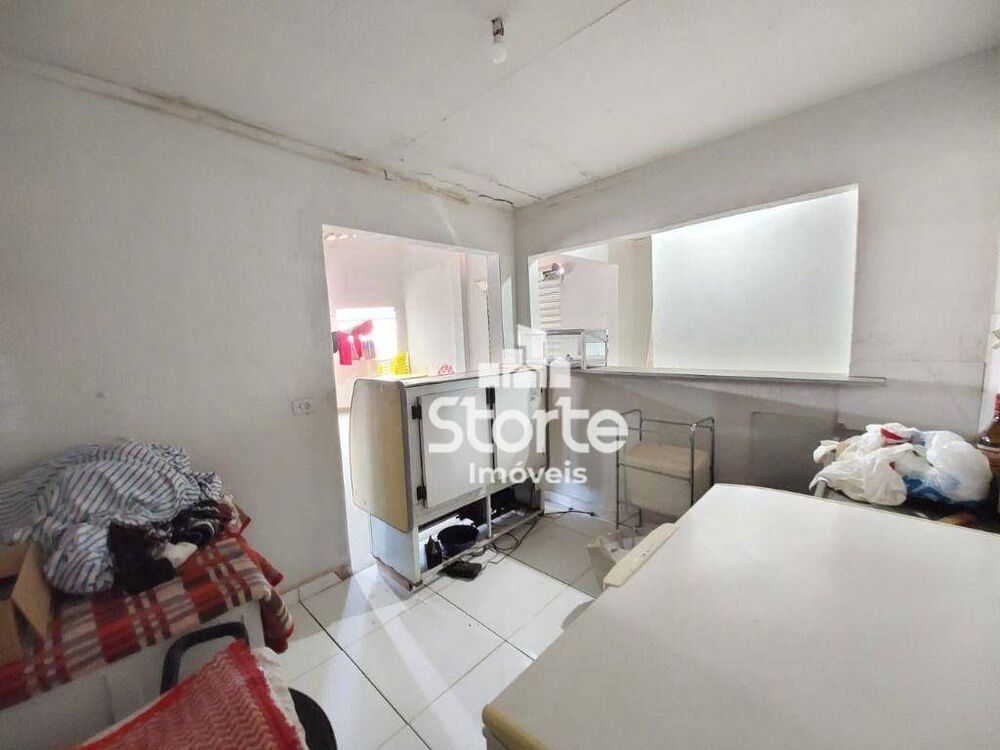 Casa, 2 quartos, 245 m² - Foto 7