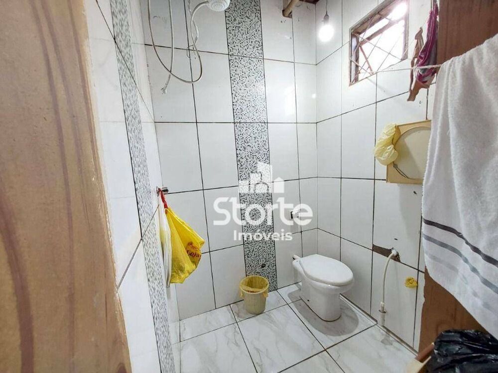 Casa, 2 quartos, 245 m² - Foto 9