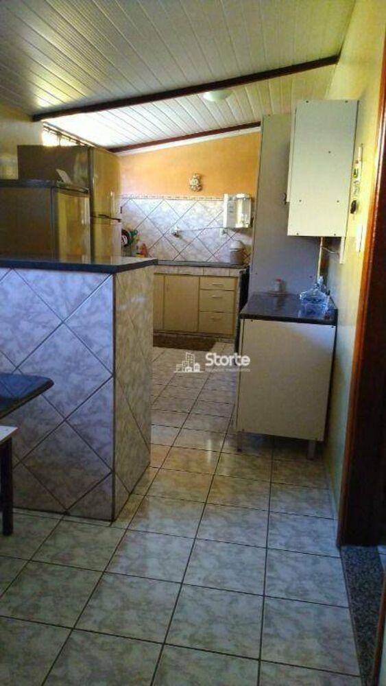 Casa, 3 quartos, 227 m² - Foto 3