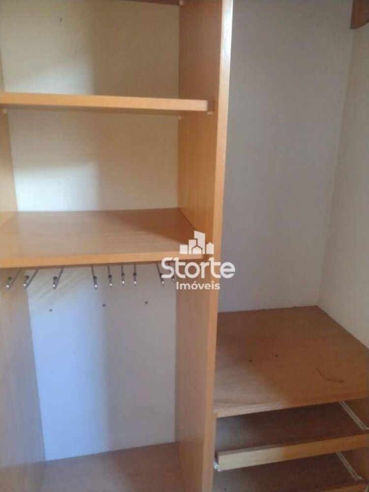 Casa à venda com 3 quartos, 180m² - Foto 3