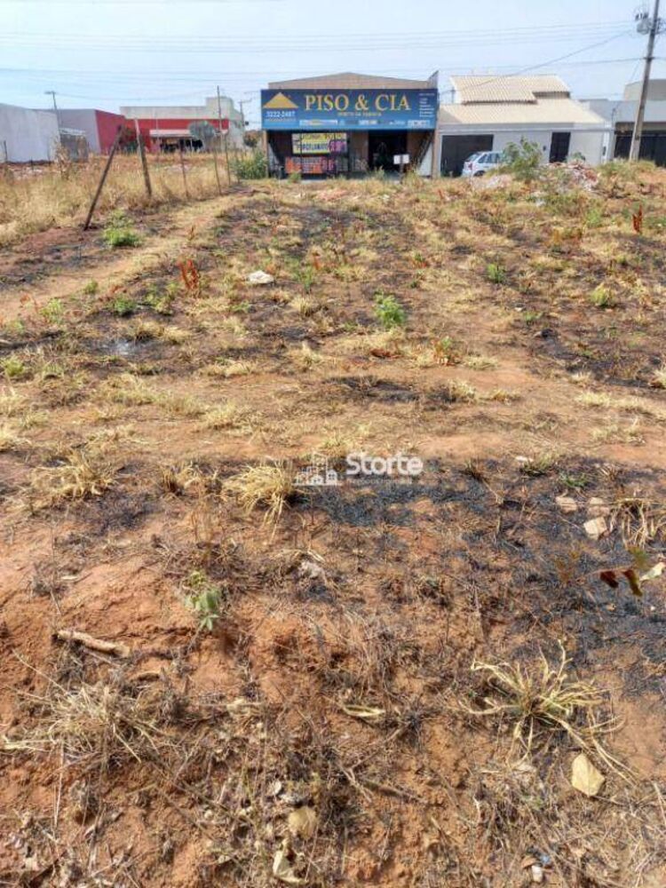 Terreno à venda, 300M2 - Foto 1
