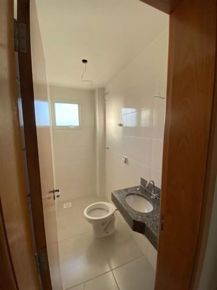 Apartamento à venda com 2 quartos, 70m² - Foto 10