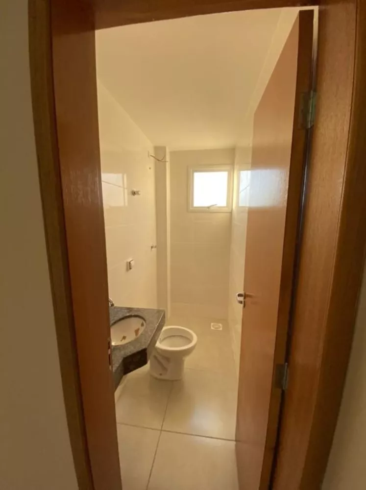 Apartamento à venda com 2 quartos, 70m² - Foto 9