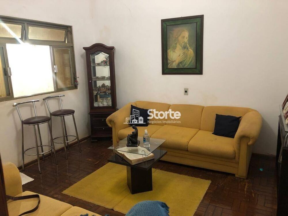 Casa, 3 quartos, 152 m² - Foto 2