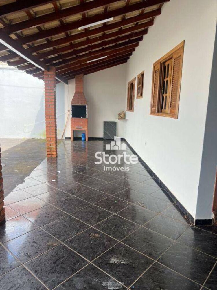 Casa, 3 quartos, 145 m² - Foto 2