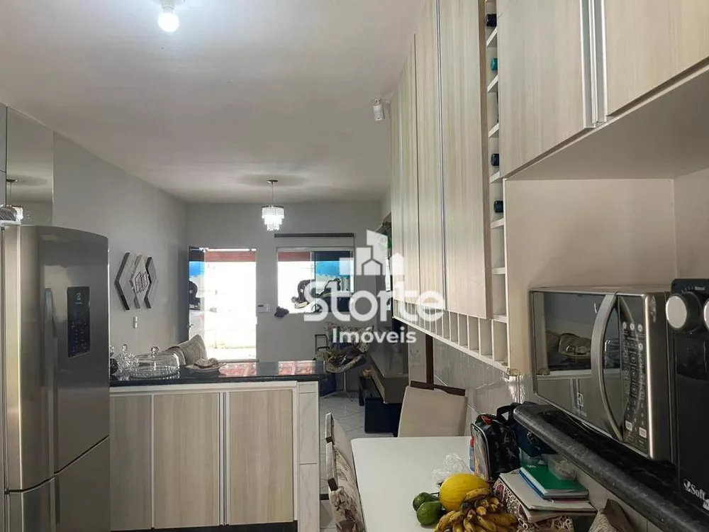 Casa, 3 quartos, 198 m² - Foto 4
